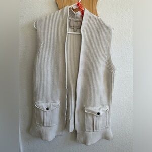 🌸 3/$10 Banana Republic Wrap